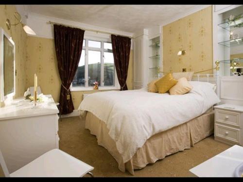Mounthaven Guest House Dartmouth Room photo