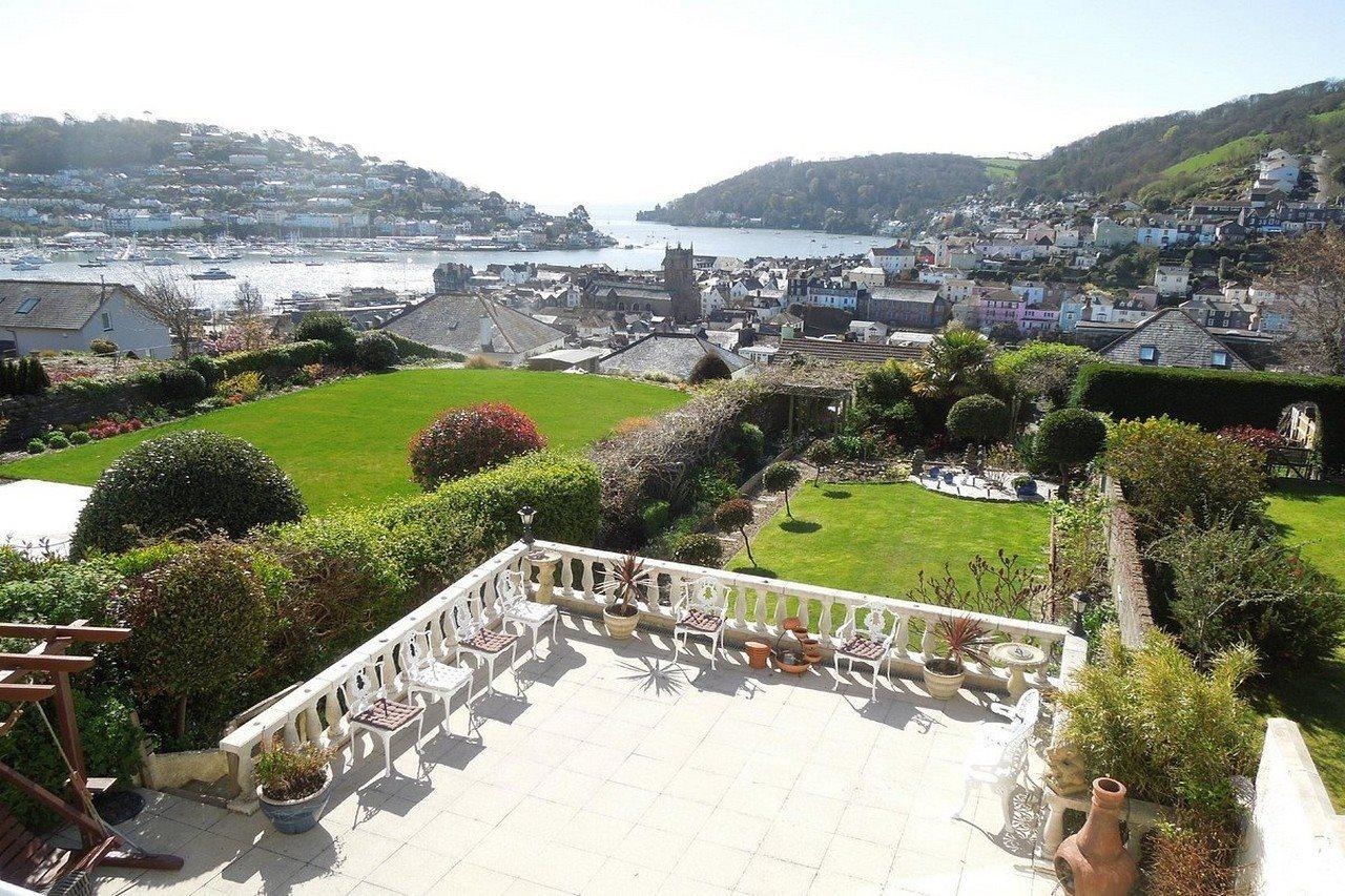 Mounthaven Guest House Dartmouth Exterior photo
